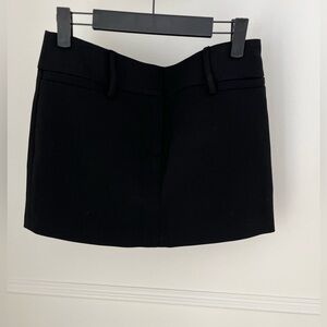 Zara Black low waisted Mini Skirt with Belt Loops